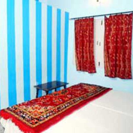 Elvis Guest House Bénarès Extérieur photo