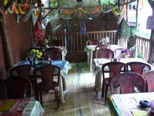 Elvis Guest House Bénarès Extérieur photo