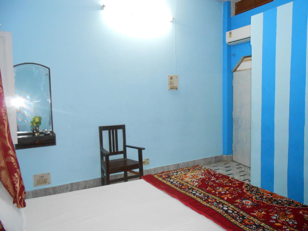 Elvis Guest House Bénarès Extérieur photo
